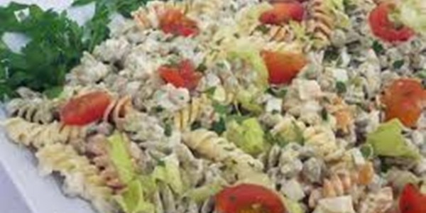 Salada de Macarrão Caseira