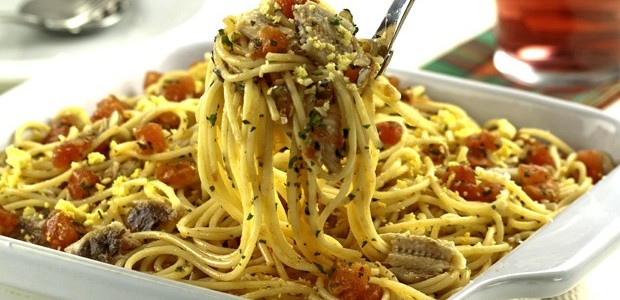 Receita Espaguete com Sardinha