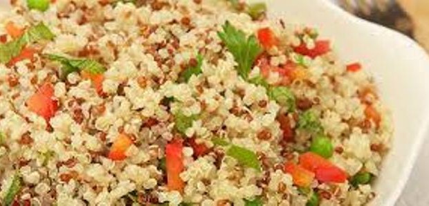 Salada Fácil de Quinoa