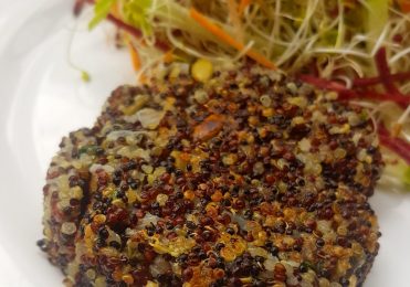 Receitinha de hambúrguer de quinoa